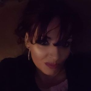 Meet your Posher, Christine